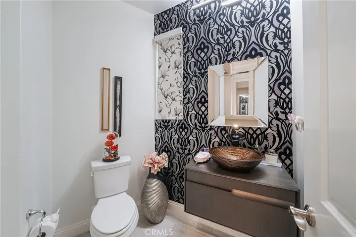 1132 Summit Oak, Lake Forest, California 92679