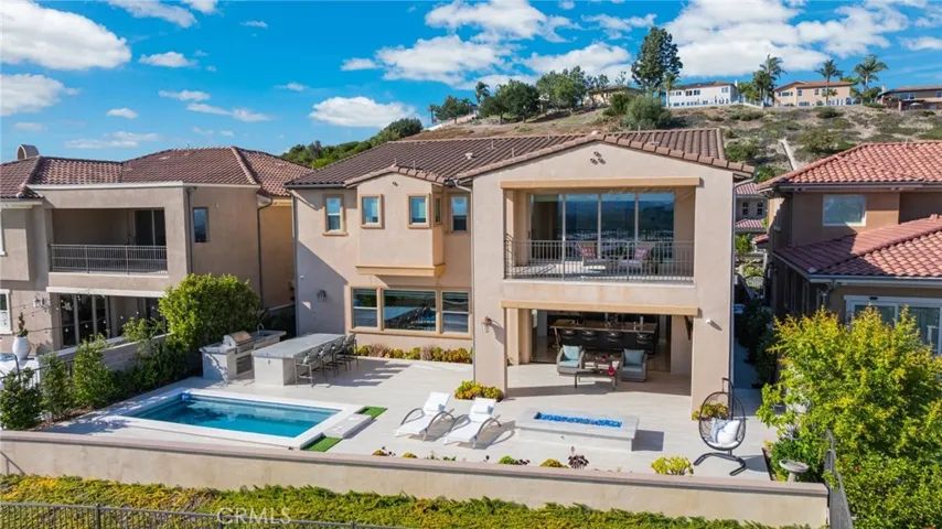 1132 Summit Oak, Lake Forest, California 92679