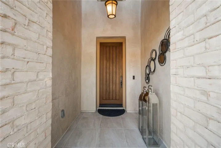 1132 Summit Oak, Lake Forest, California 92679