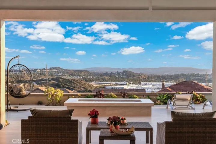 1132 Summit Oak, Lake Forest, California 92679