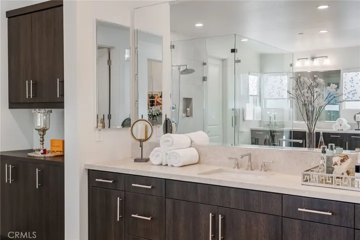 1132 Summit Oak, Lake Forest, California 92679