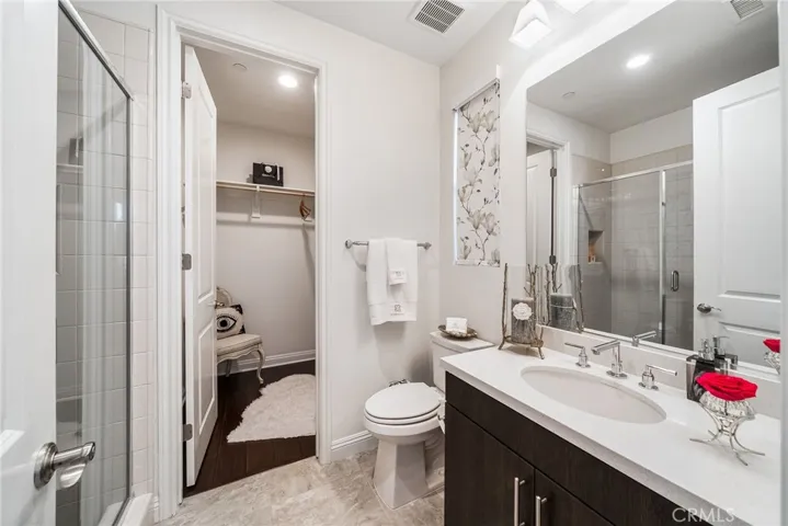 1132 Summit Oak, Lake Forest, California 92679