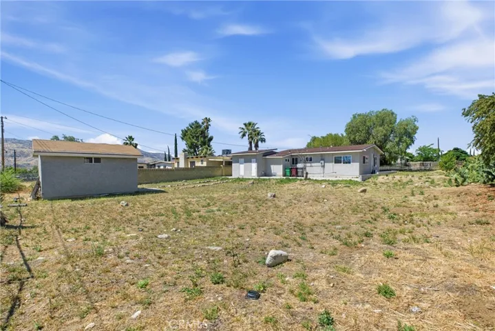 1114 N Cherry, Banning, California 92220