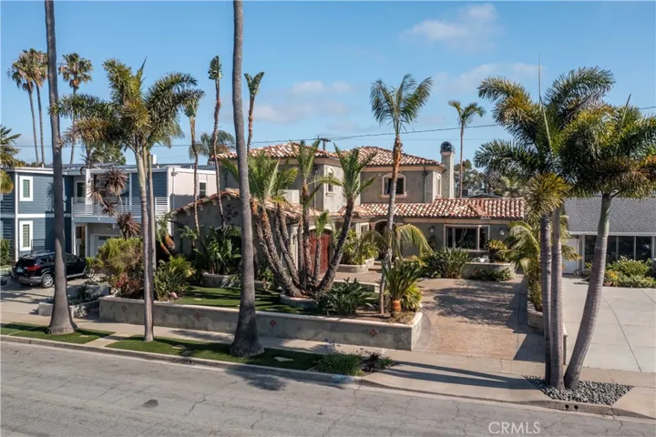 1445 Catalina, Seal Beach, California 90740