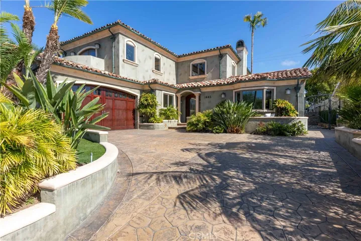 1445 Catalina, Seal Beach, California 90740