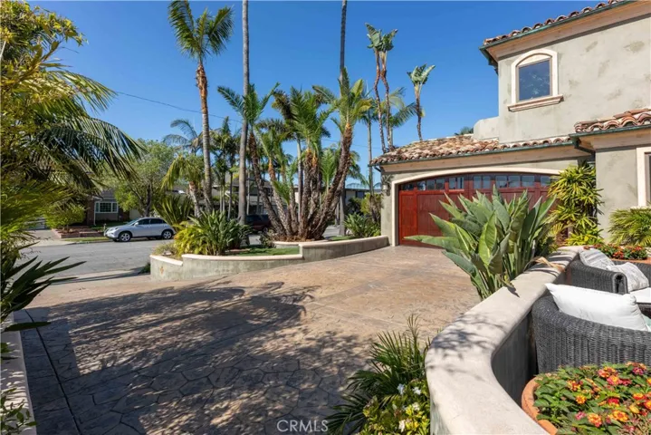 1445 Catalina, Seal Beach, California 90740