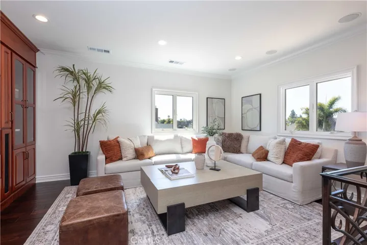 1445 Catalina, Seal Beach, California 90740