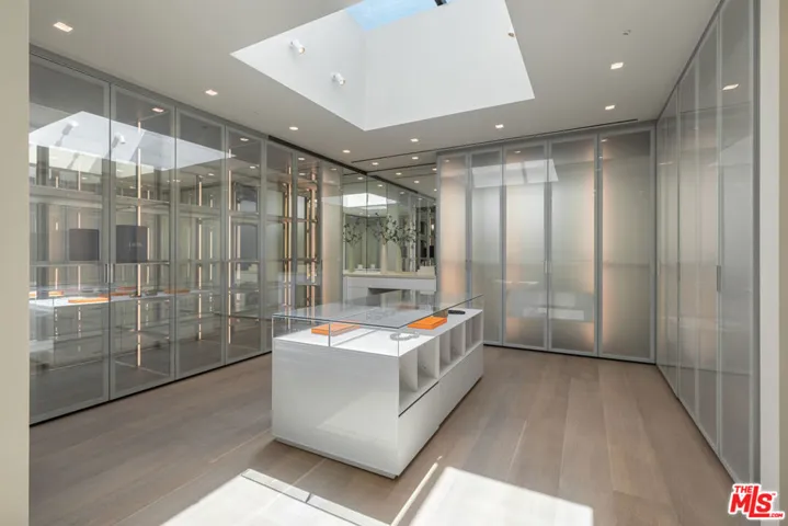 10710 Chalon Road, Los Angeles, California 90077