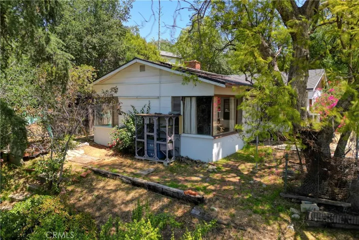 Another view of side side of main house
