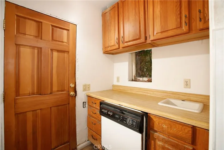 Rear room off kitchen