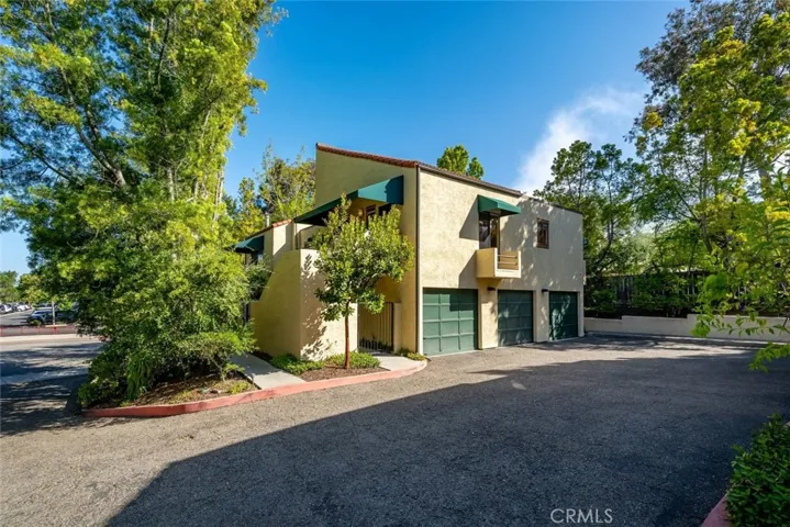 1257 Iris 4, San Luis Obispo, California 93401