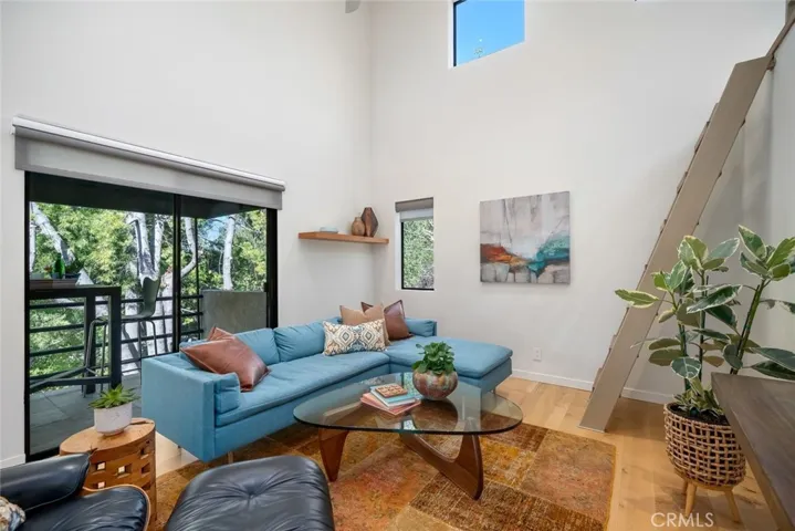 1257 Iris 4, San Luis Obispo, California 93401