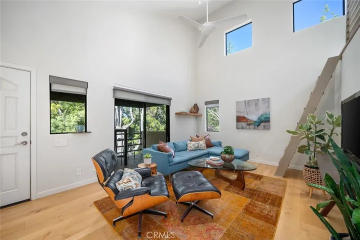 1257 Iris 4, San Luis Obispo, California 93401