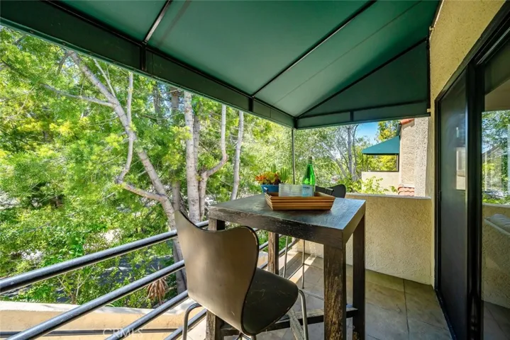 1257 Iris 4, San Luis Obispo, California 93401