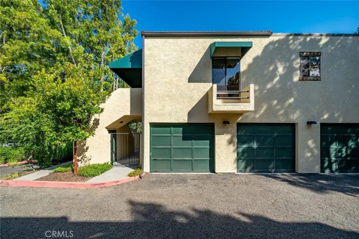 1257 Iris 4, San Luis Obispo, California 93401