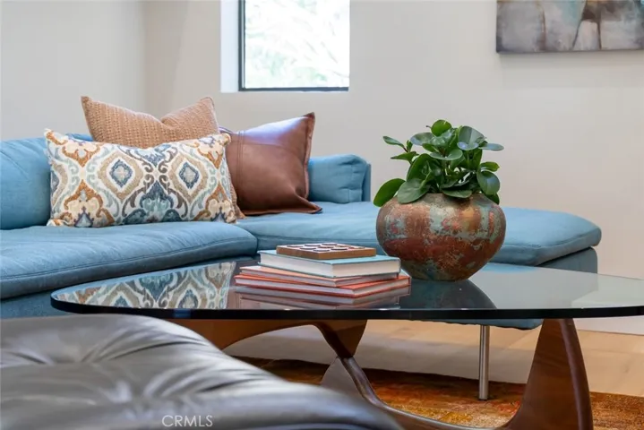 1257 Iris 4, San Luis Obispo, California 93401