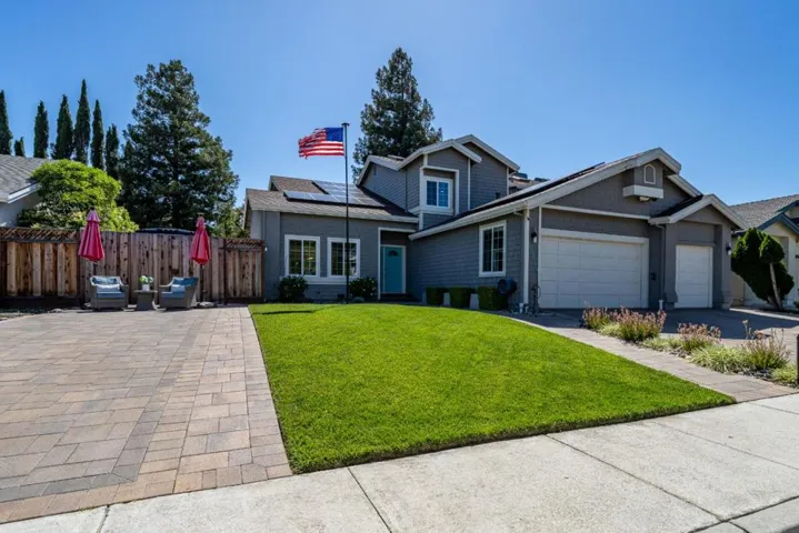 15915 La Escuela Court, Morgan Hill, California 95037