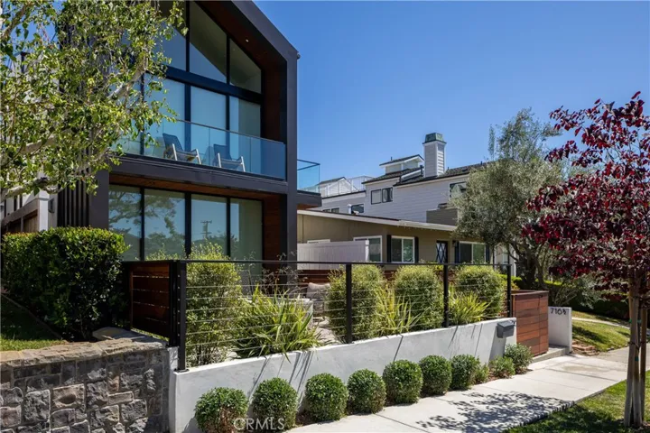 1/2 Orchid Avenue, Corona Del Mar, California 92625