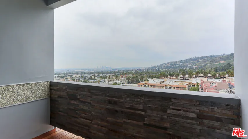 7250 Franklin Avenue 1112, Los Angeles, California 90046