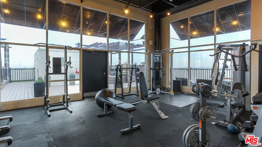 7250 Franklin Avenue 1112, Los Angeles, California 90046