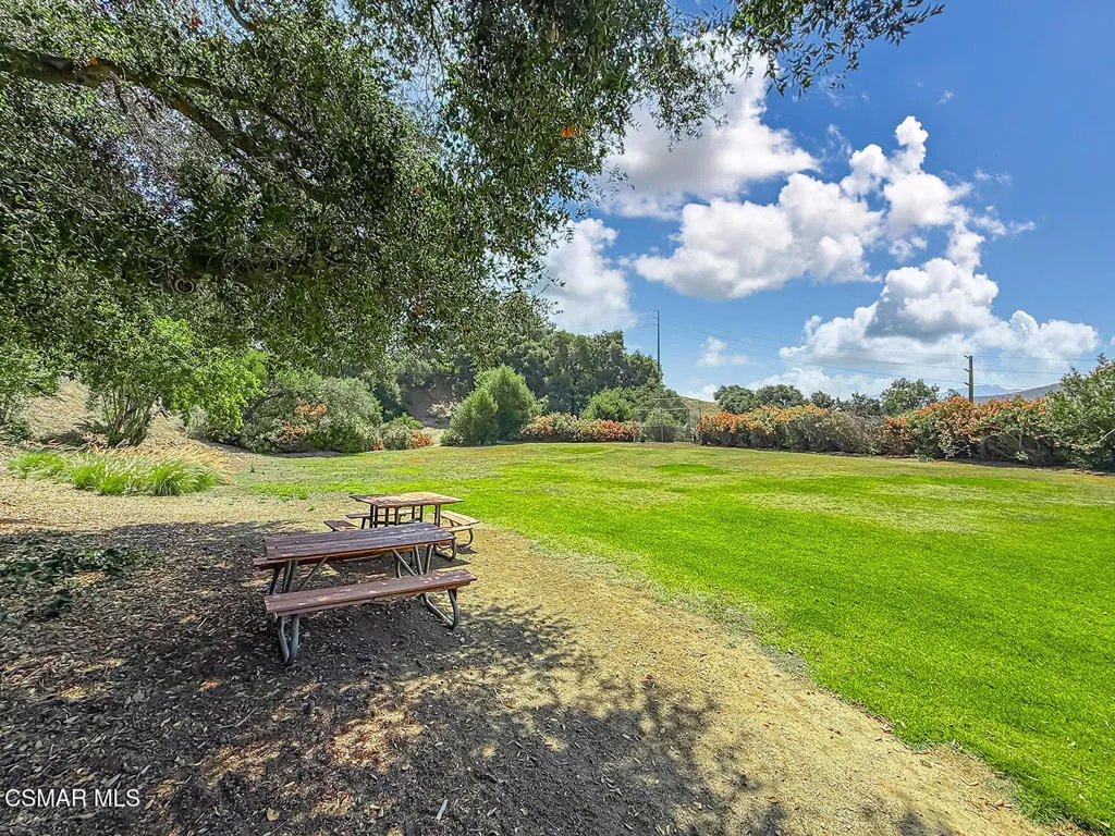 HOA Park at end of Cul De Sac