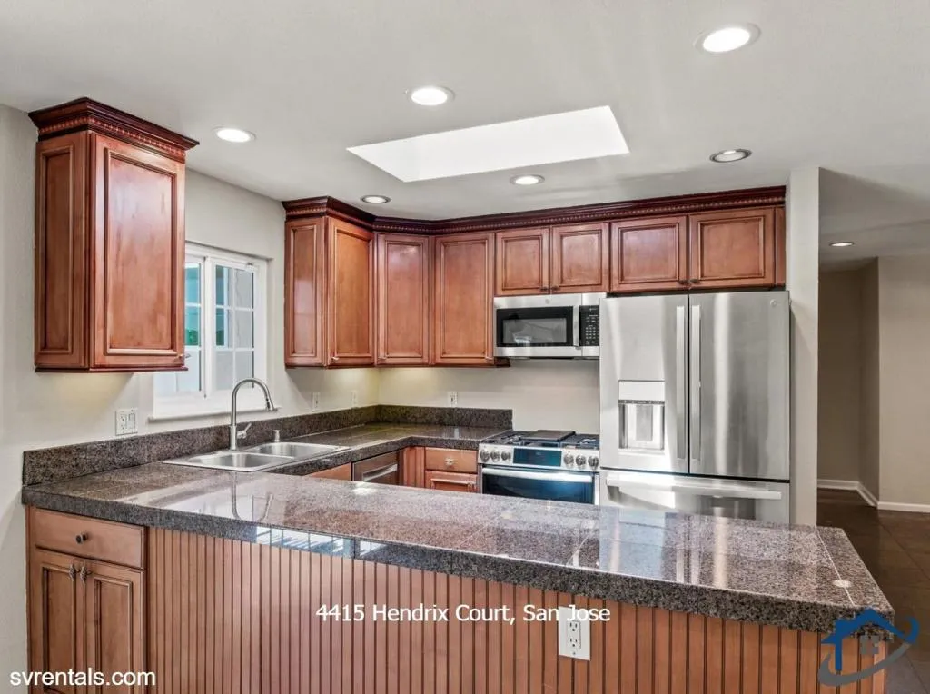 4415 Hendrix Ct