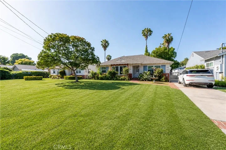 15439 Hart Street, Van Nuys, California 91406