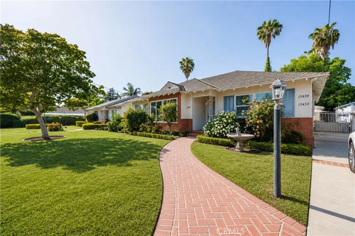 15439 Hart Street, Van Nuys, California 91406