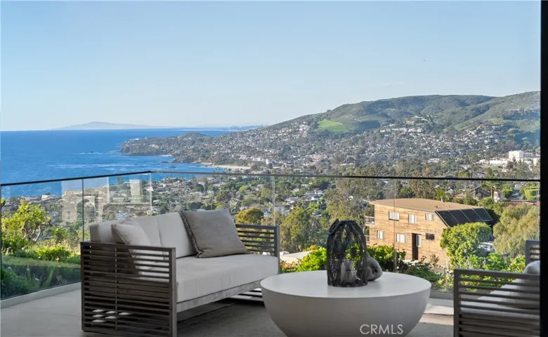 840 Gainsborough, Laguna Beach, California 92651