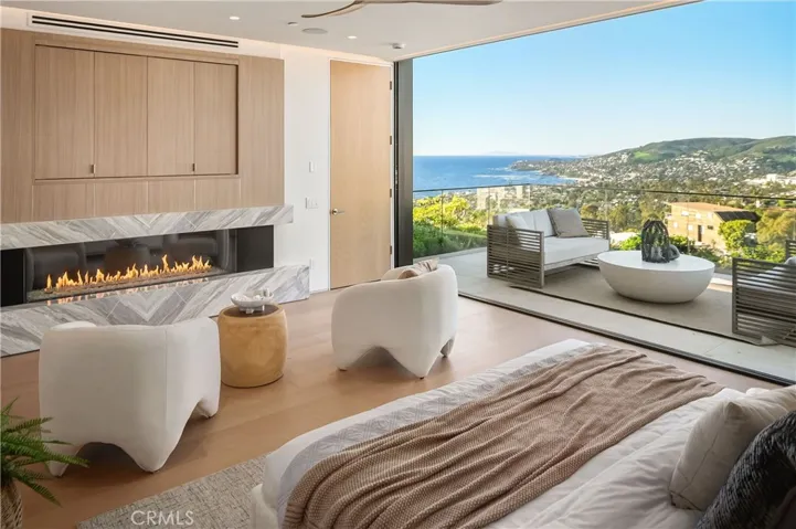 840 Gainsborough, Laguna Beach, California 92651
