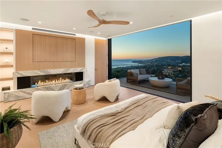 840 Gainsborough, Laguna Beach, California 92651