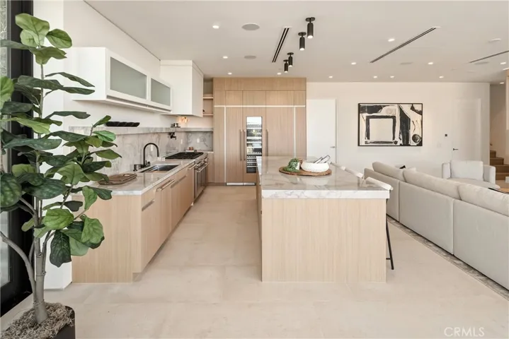 840 Gainsborough, Laguna Beach, California 92651