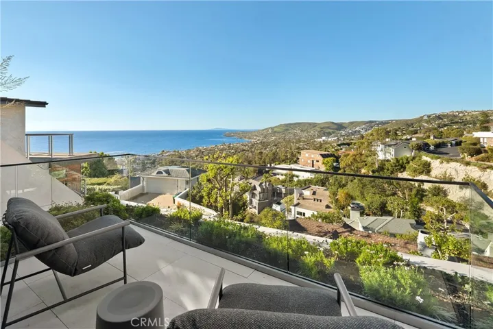 840 Gainsborough, Laguna Beach, California 92651