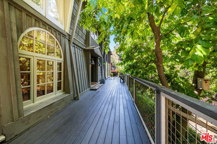 Walkway to Front Door
