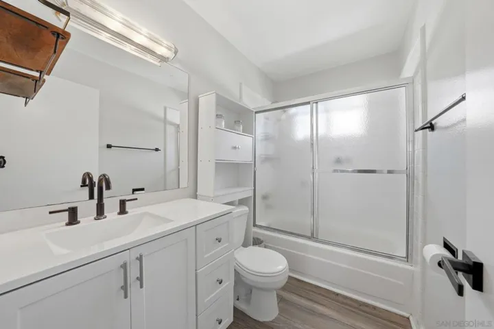 9926 Mission Vega 1, Santee, California 92071