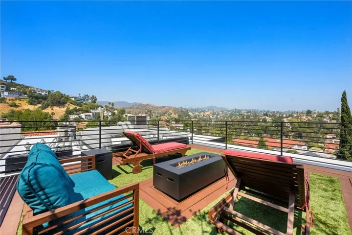 2033 Glencoe Way, Los Angeles, California 90068