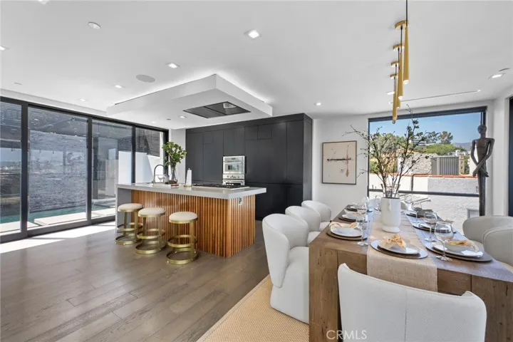 2033 Glencoe Way, Los Angeles, California 90068