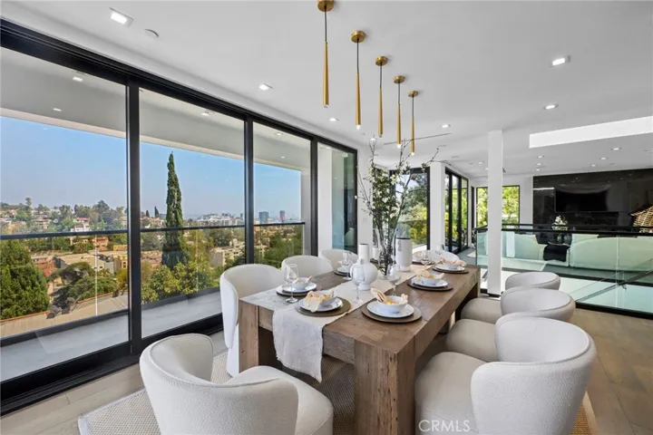 2033 Glencoe Way, Los Angeles, California 90068
