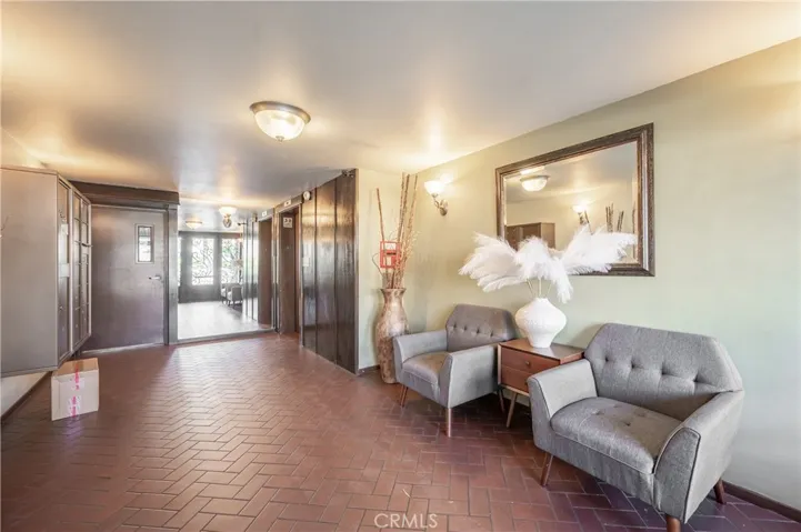 11560 Moorpark Street 204, North Hollywood, California 91602