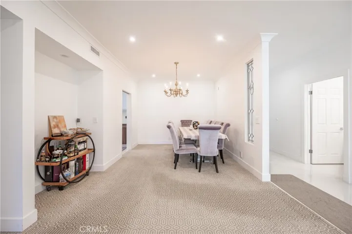 11560 Moorpark Street 204, North Hollywood, California 91602