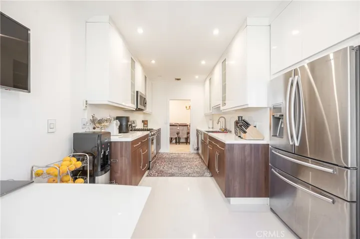 11560 Moorpark Street 204, North Hollywood, California 91602