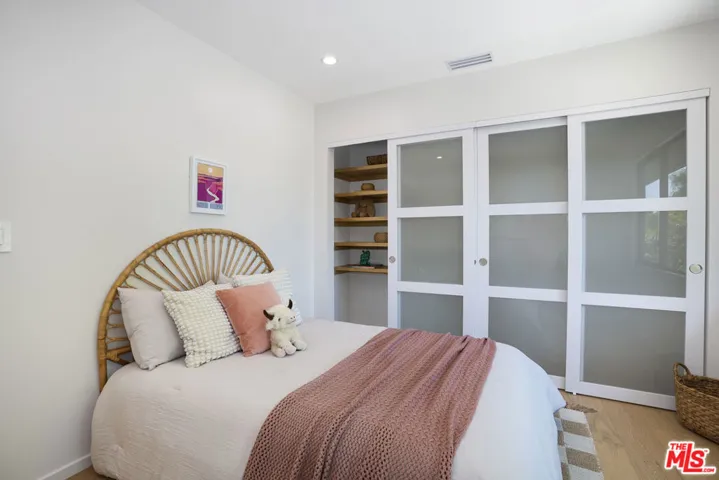 12525 Allin Street, Los Angeles, California 90066