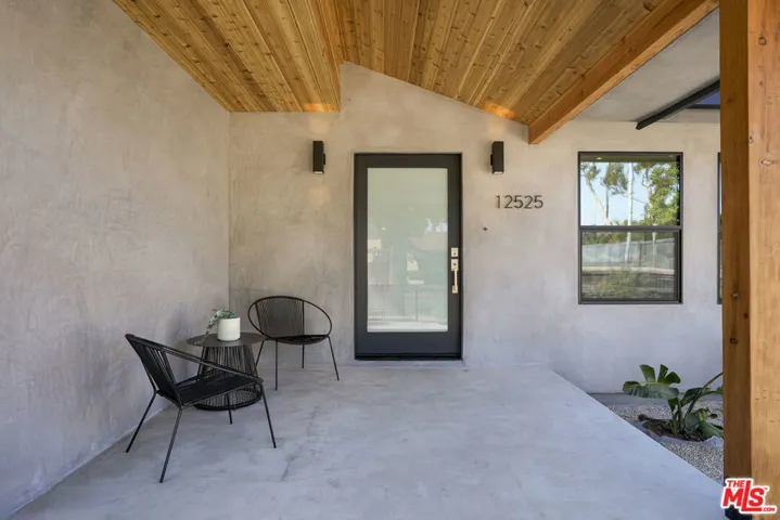 12525 Allin Street, Los Angeles, California 90066