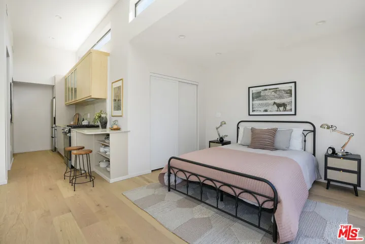 12525 Allin Street, Los Angeles, California 90066