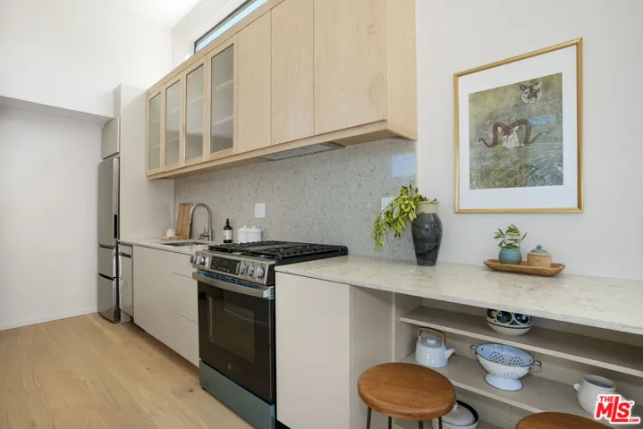 12525 Allin Street, Los Angeles, California 90066