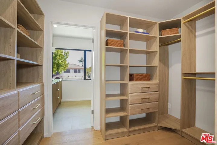 12525 Allin Street, Los Angeles, California 90066