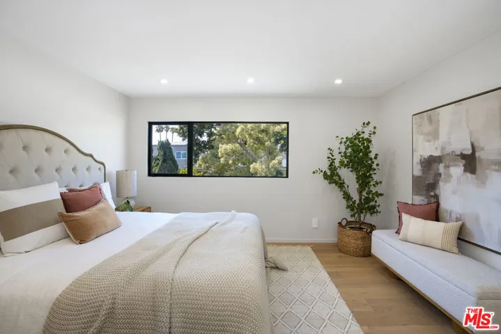 12525 Allin Street, Los Angeles, California 90066