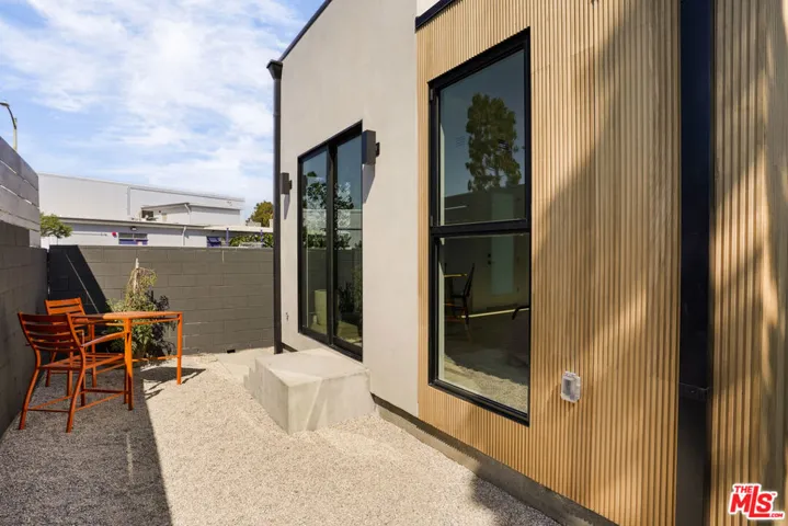 12525 Allin Street, Los Angeles, California 90066