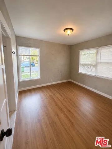 7457 Cozycroft Avenue, Winnetka, California 91306