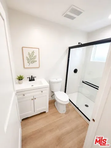 7457 Cozycroft Avenue, Winnetka, California 91306
